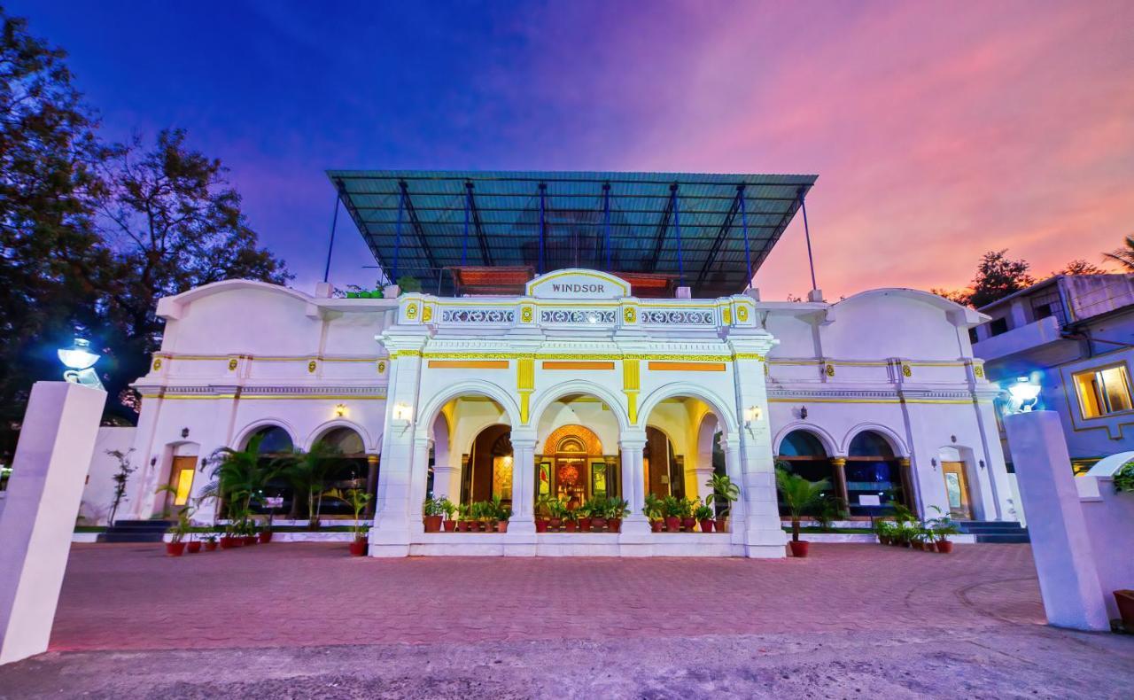 Hotel Windsor Castle Salem Exterior photo